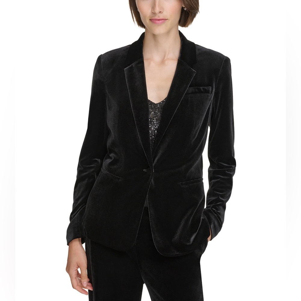 Calvin Klein Petite Velvet One Button Long Sleeve Jacket